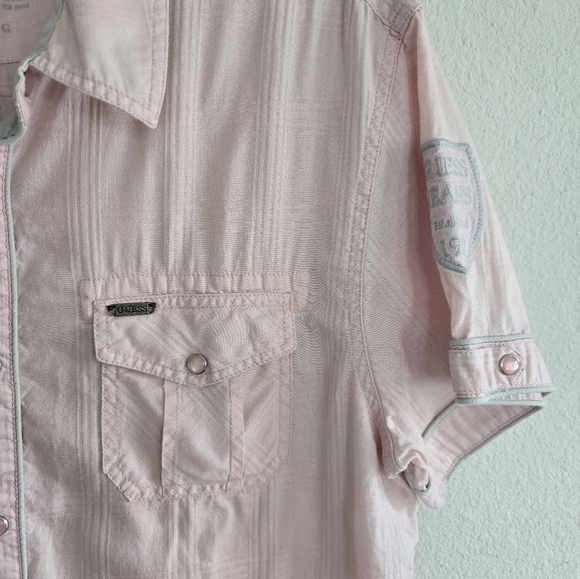 VTG Guess Shirt Men Sz Large Pink Snap Buttons Short Sleeve Pockets Cssual - Picture 5 of 15